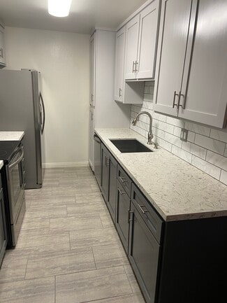 3565 Linden Ave Unit 230, Long Beach, CA 90807