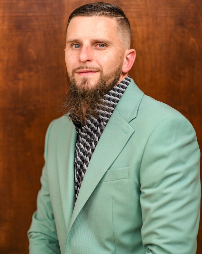 Agent Photo