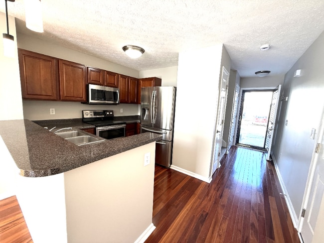 8326 Arbor Meadow Way, Louisville, KY 40228 - photo 5