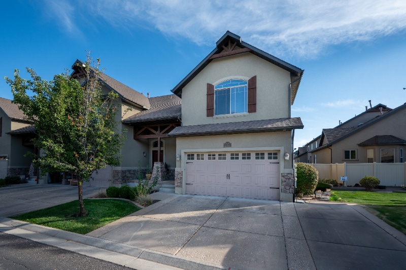 3315 Birch Creek Rd, Ogden, UT 84401 - photo 1