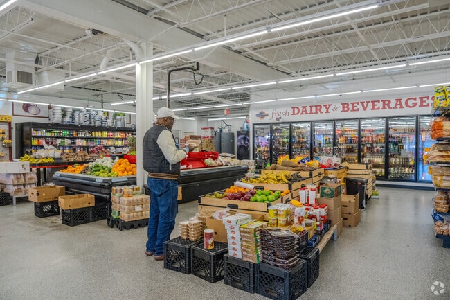 Empire Foods near Grandview offers fresh produce and everyday groceries.
