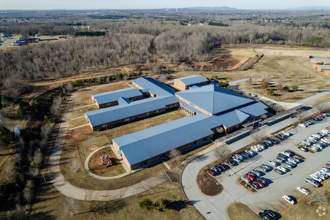 Alternative view of Lyman Elementary School