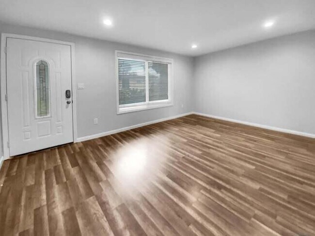 630 J St, Chula Vista, CA 91910 - photo 5