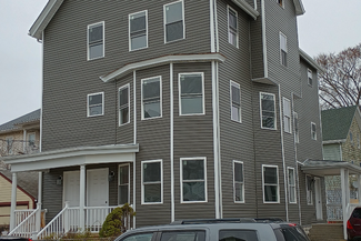 29 Cole St Unit 2nd Floor, Pawtucket, RI 02860