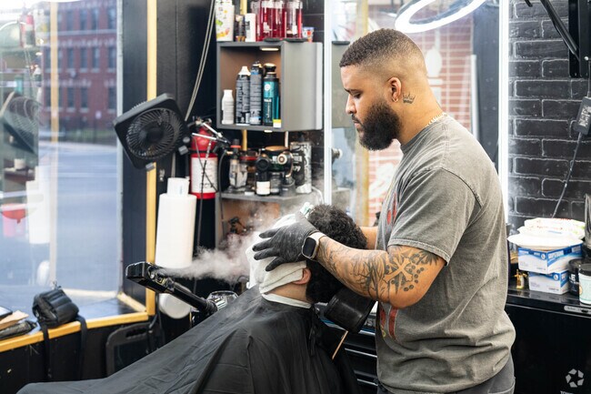 Hairstyle Barbershop provides high-level barbering services in Bowdoin North-Mount Bowdoin.