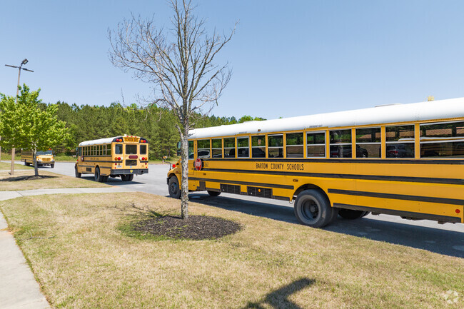 Pine Log Elementary School serves in the Bartow County School District.