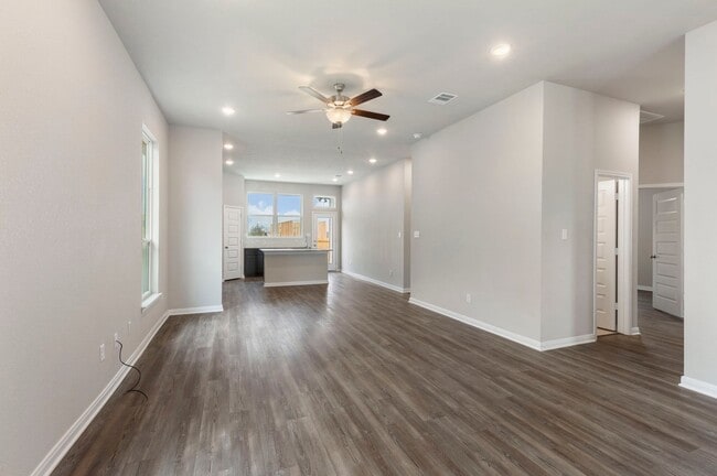 10631 Burgundy Berry Way, Bryan, TX 77845 - photo 6