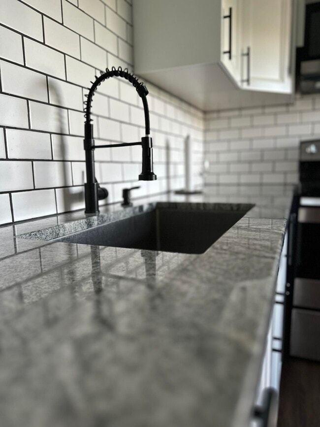 4725 Welcome Ave N Unit 4, Minneapolis, MN 55429