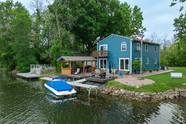 Some Baldwinsville residents choose to live directly on the Seneca River.