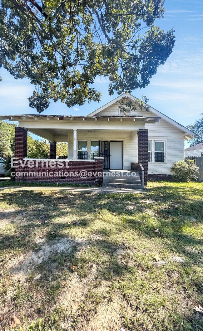 1624 Pike Ave, North Little Rock, AR 72114