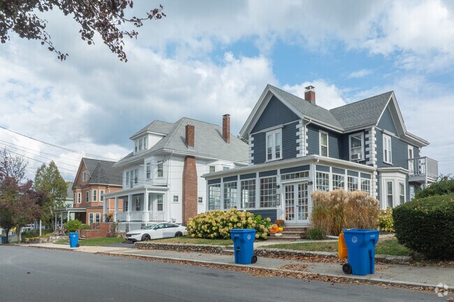 A diverse array of housing styles can be spotted all throughout Cottage Park.