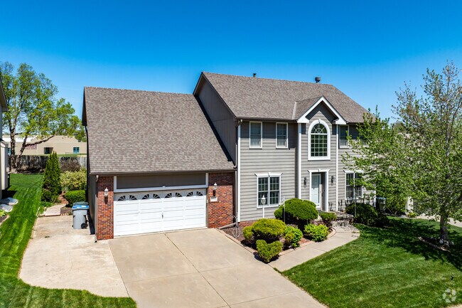 Many Millard Park homes feature well-kept landscaping.