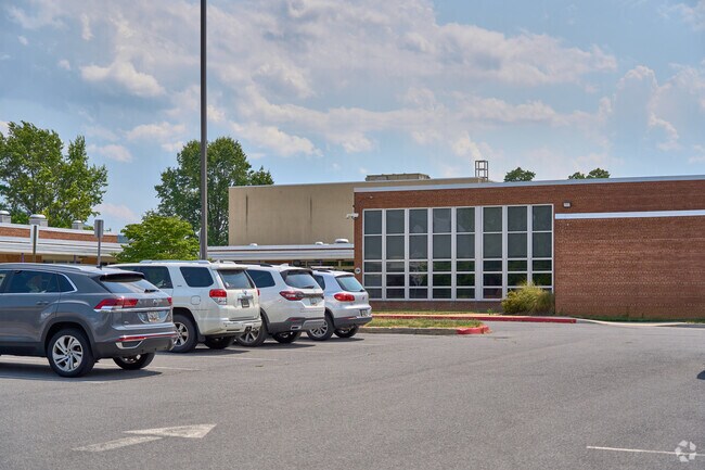 Smithsburg Elementary School serves the students of Washington County.