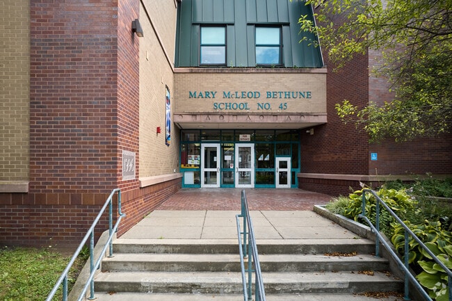 Mary McLeod Bethune School 45 serves 557 students in grades Prekindergarten-8.