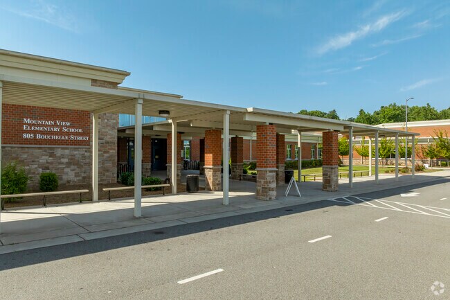 Mountain View Elementary has a student body of nearly 700 young learners.