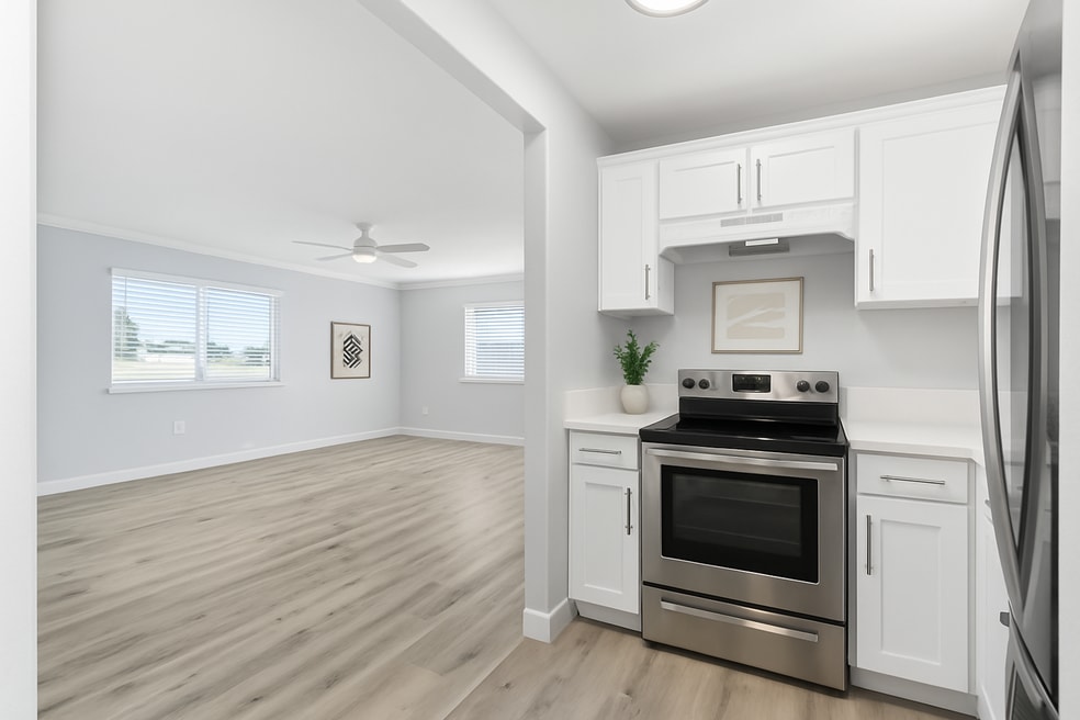 2884 La Salle Ave unit 4, Costa Mesa, CA 92626 - photo 1