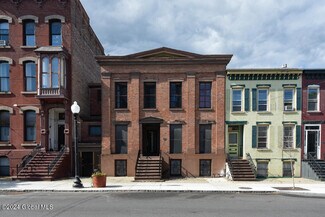 285 Lark St, Albany, NY 12210