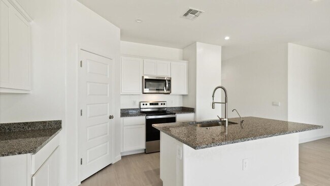 2360 W Sylvan Ave, Apache Junction, AZ 85120 - photo 7