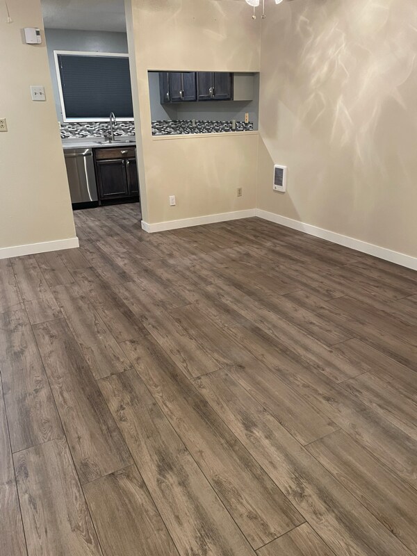 603 SE 148th Ave, Portland, OR 97233 - photo 4