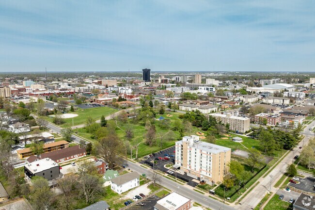In spite of West Central's proximity to Downtown, there are still many green spaces.