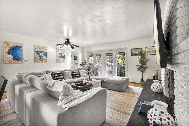 4989 Randlett Dr unit ID1283132P, La Mesa, CA 91942 - photo 2