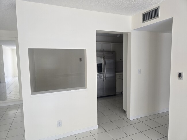1455 SW Silver Pine Way unit 106-D2, Palm City, FL 34990 - photo 4