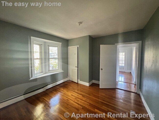 879 Broadway unit 2, Somerville, MA 02144 - photo 5