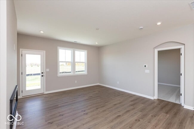 882 Rosebud Ln, Greenfield, IN 46140 - photo 3