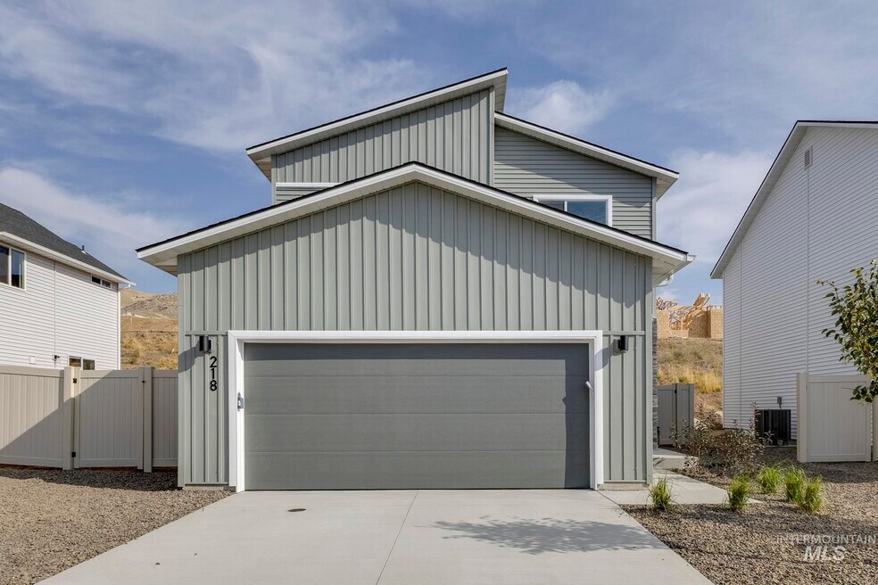 2486 W Fallon Loop, Nampa, ID 83651 - photo 1