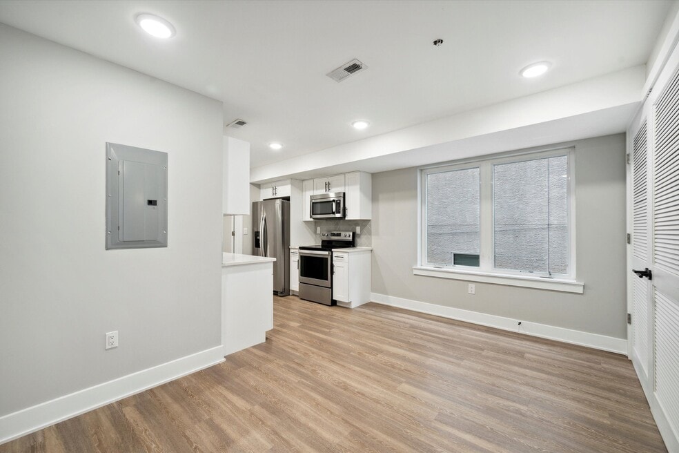 1511 N 17th St unit 2F, Philadelphia, PA 19121 - photo 1