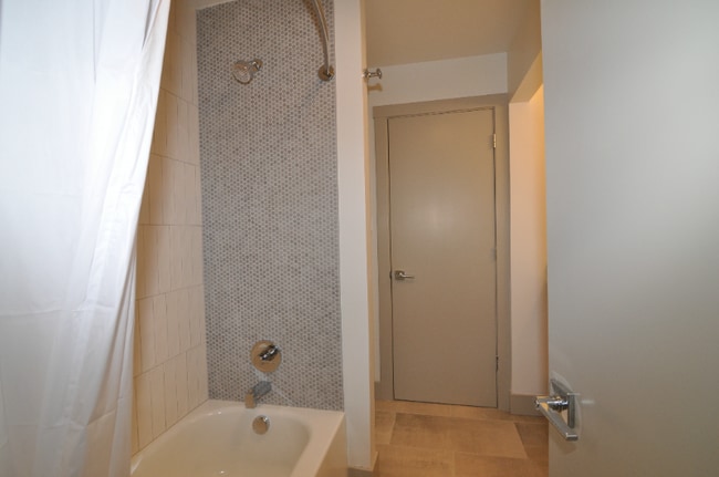 924 10th Ave unit 5, Huntington, WV 25701 - photo 6