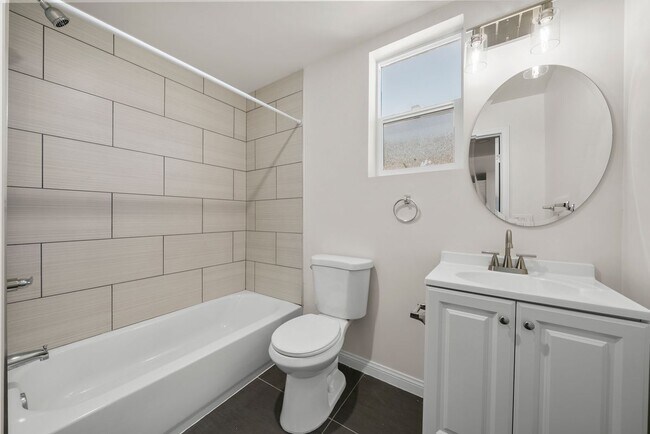 13853 Victory Blvd, Van Nuys, CA 91401 - photo 4