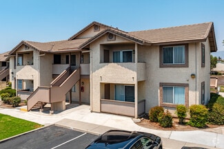 1033 N Cactus Ave, Rialto, CA 92376