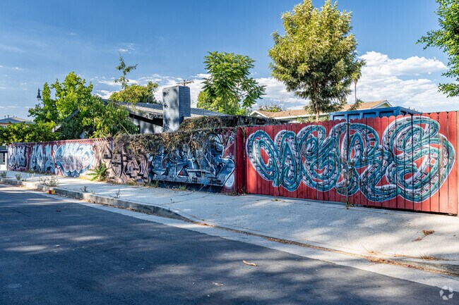 Elysian Valley thrives as an artistic enclave near downtown LA.