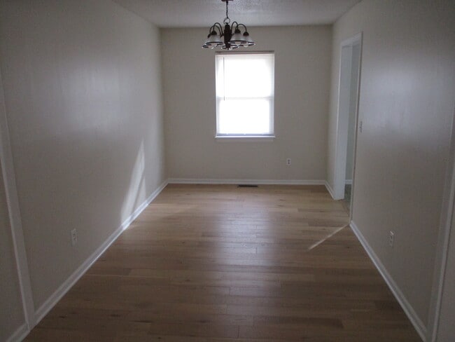 1039 E Huntington Place, Olathe, KS 66061 - photo 4