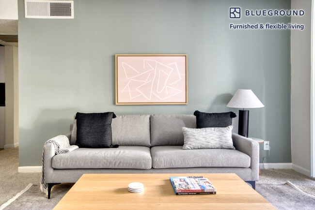 75 W 5th Ave unit FL3-ID1219, San Mateo, CA 94402 - photo 2