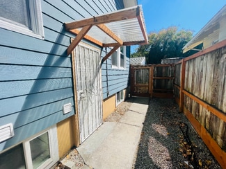 7434 SE Duke St, Portland, OR 97206