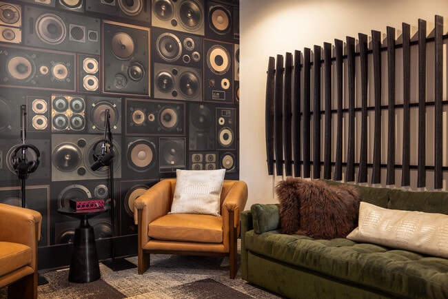 NOVEL RiNo by Crescent Communities, Denver, CO 80205 - photo 7