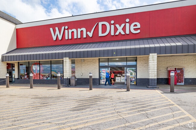 Nevius residents can get their groceries at the local Winn-Dixie on Hwy 90.