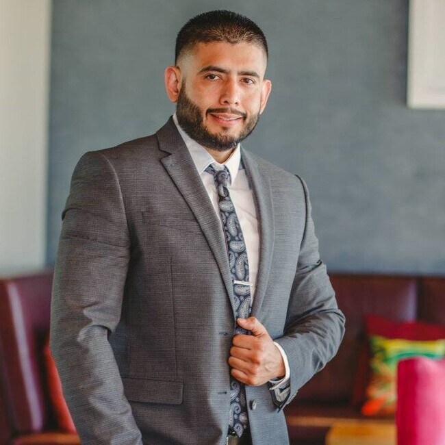 Agent Photo