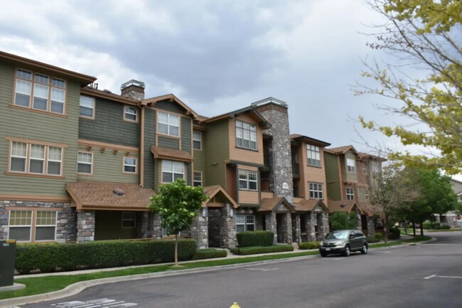 15455 Canyon Rim Dr unit 207, Englewood, CO 80112 - photo 2