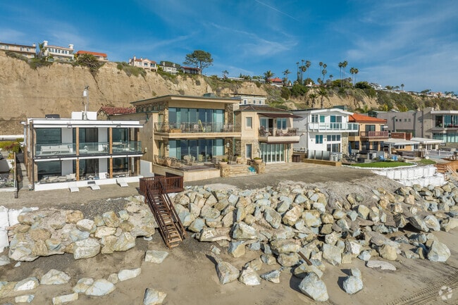 You can also look for oceanfront homes in the gated communities of Capistrano Beach.