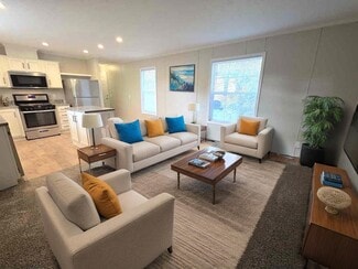 3653 Pinoak St, Village of Clarkston, MI 48348