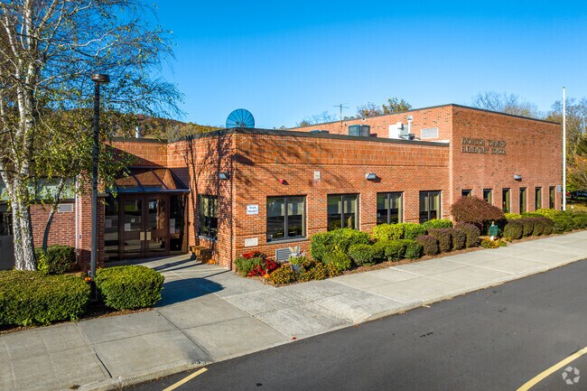 Knowlton Township Elementary School is a much loved public school in Knowlton Township, NJ.