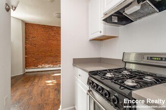 179 St Botolph St Unit 7, Boston, MA 02115