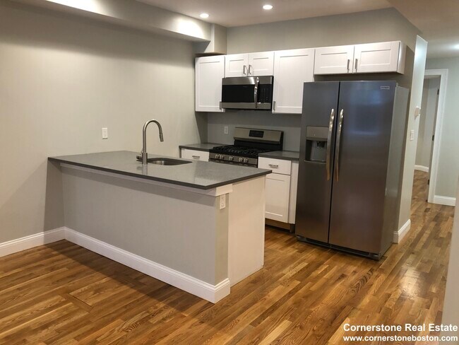 14 Symphony Rd unit 3, Boston, MA 02115 - photo 3