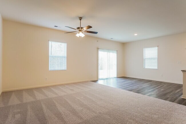 216 Babbling Brk Dr, Clayton, NC 27520 - photo 5