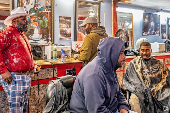 Local Metawanne Hills entrepreneurs congregate at the Lovely Dreams Hair studio.