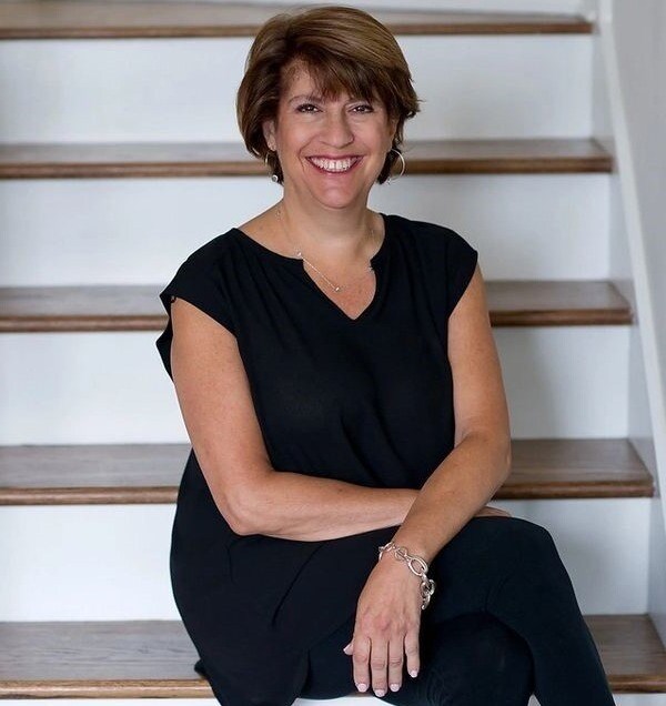 Dana Kauffman