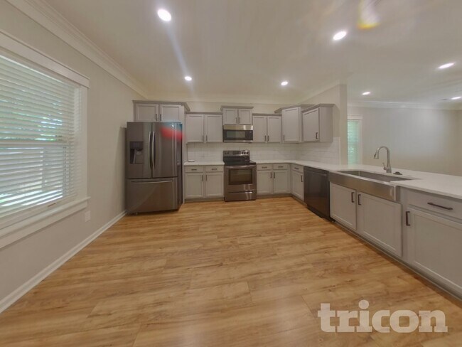 2480 Marthas Ridge Dr, Statesville, NC 28625 - photo 4